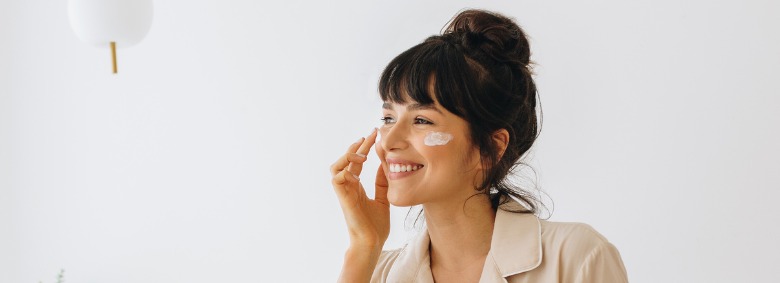 Sim, cosméticos podem afetar os cuidados com a pele